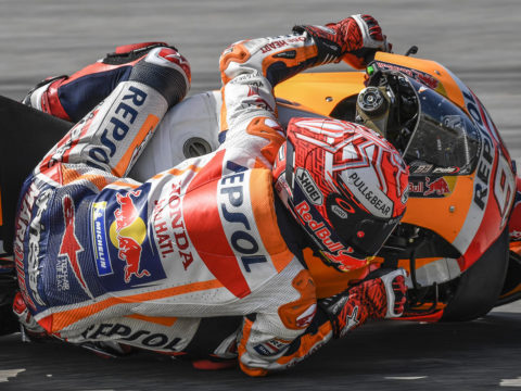 _ds52112_0.gallery_full_top_fullscreen