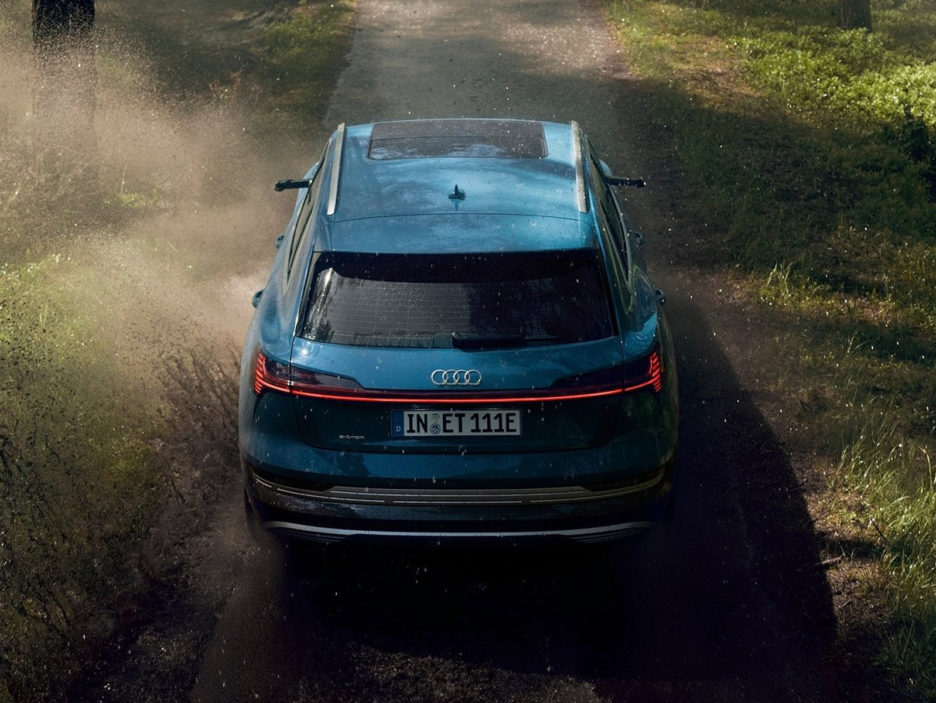 Audi-e-tron-2020-1600-18
