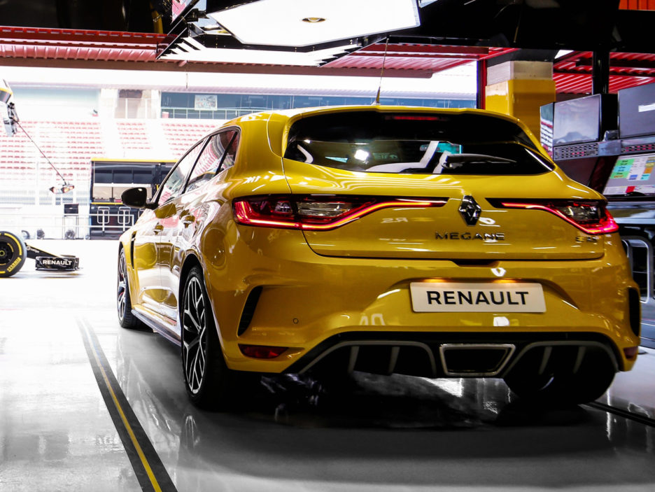 2018 - Nouvelle Renault MÉGANE R.S. TROPHY et la monoplace Rena