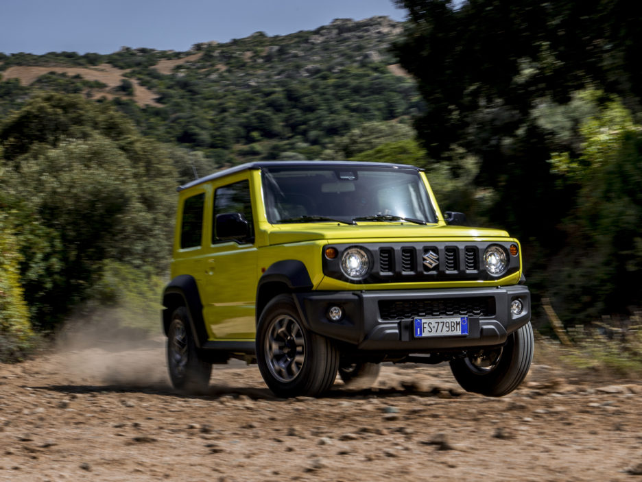 Suzuki JIMNY Action (1)
