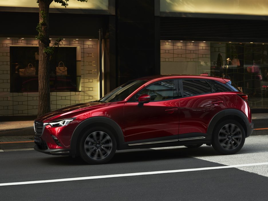 2018-Mazda_CX-3_New-York-Auto-Show-2018_Action_1