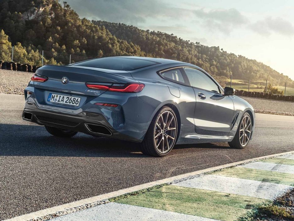 BMW-8-Series_Coupe-2019-1600-0c