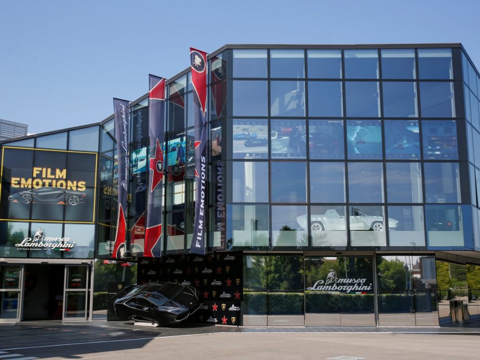 Mostra Lamborghini Cinema 4