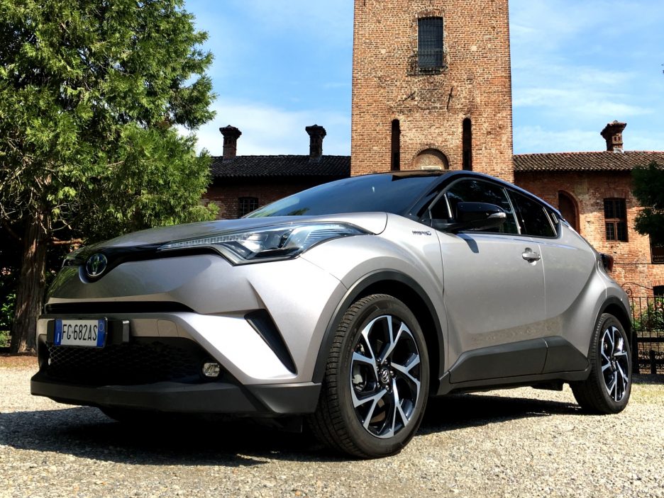 Toyota C-HR 2