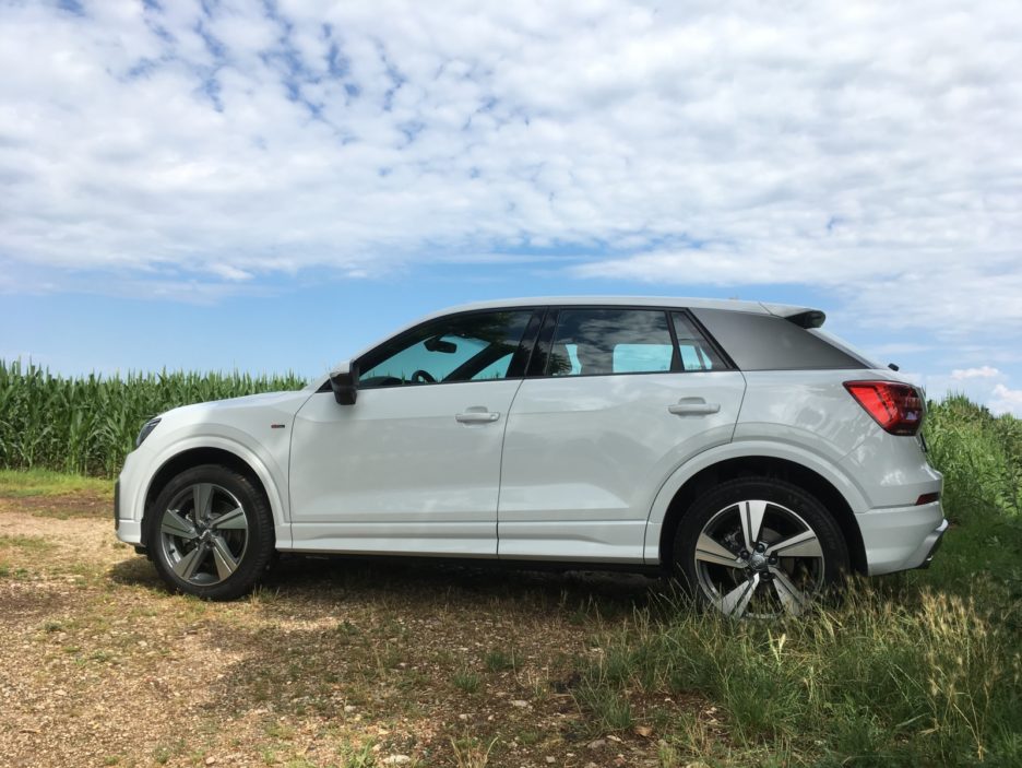 Audi Q2 profilo