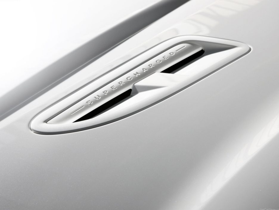 Jaguar XKR dettaglio profilo 2