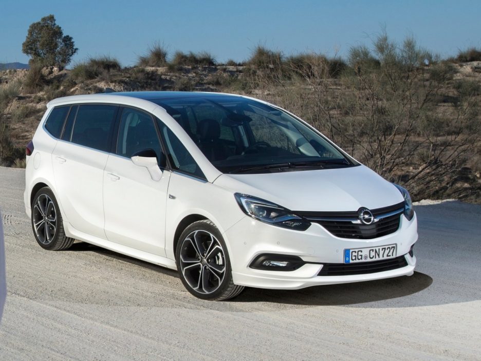 Opel Zafira vista dall'alto