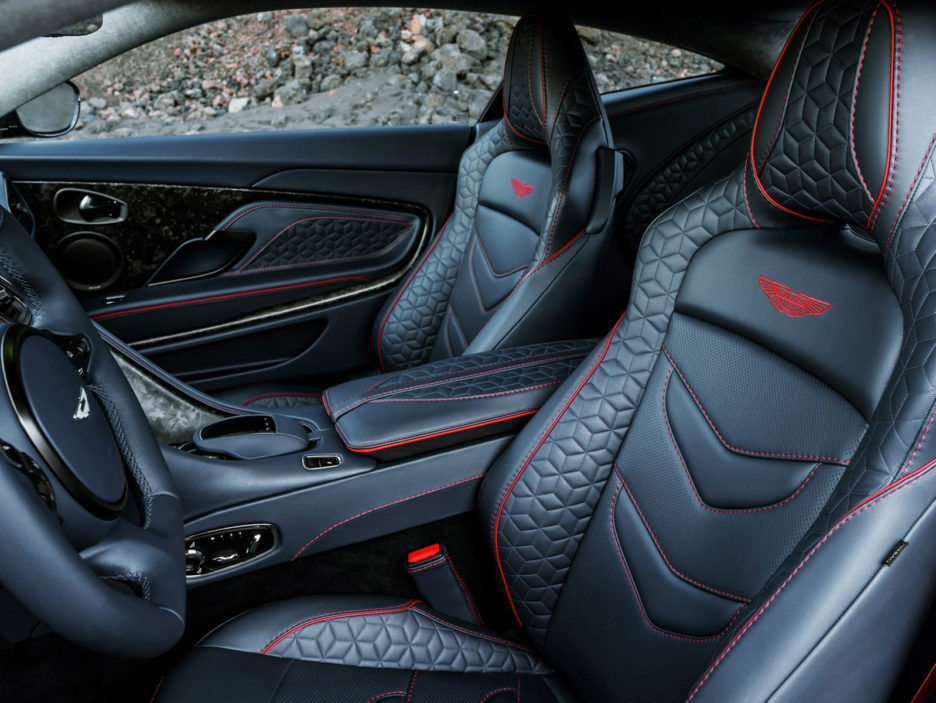 Aston_Martin-DBS_Superleggera-2019-1600-14