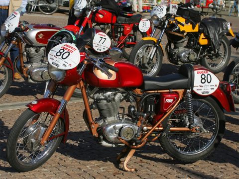 eae5c8c2e00b46d57a17691cb746e1d33dc8f153fb27d7562ede2f3f1e1af8be_Ducati_Motogiro_UC65641_High