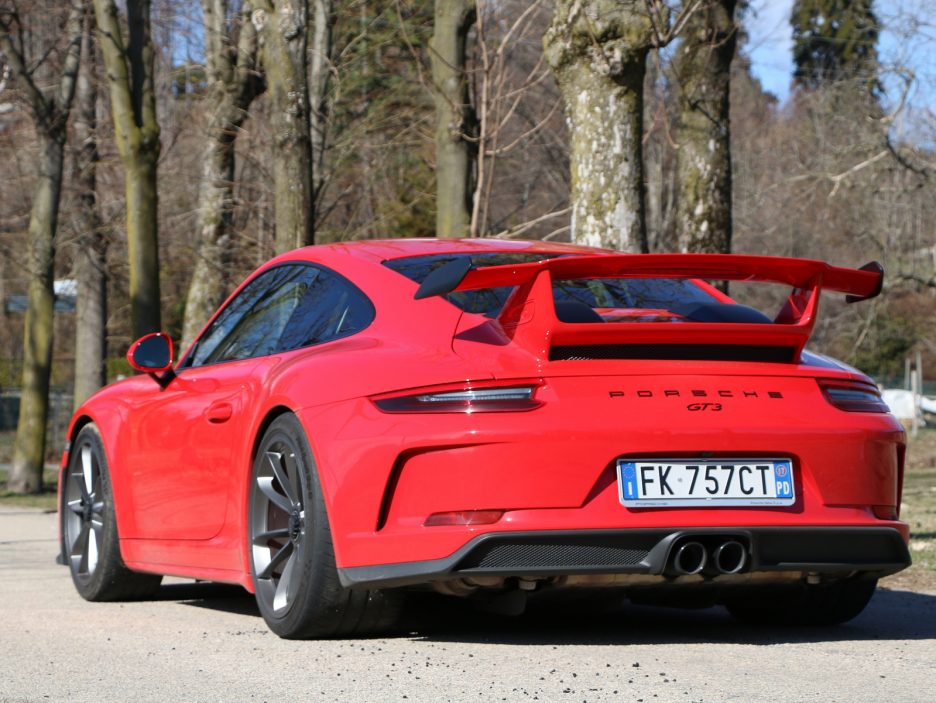 Porsche-911-GT3-991-mkII-10-936x703