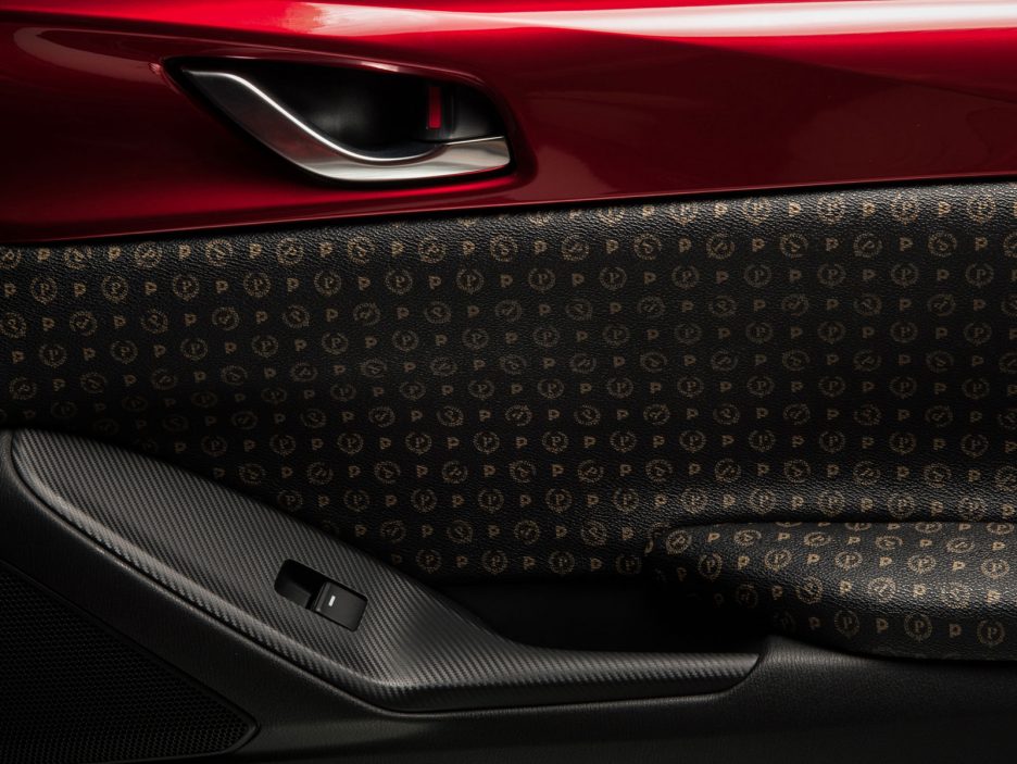 MX-5_Limited_Edition_Pollini_Heritage_5_hires