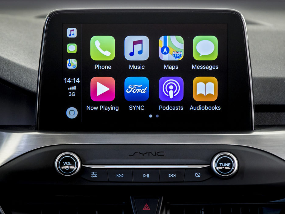 2018_FORD_FOCUS_DRIVE_TITANIUM_23