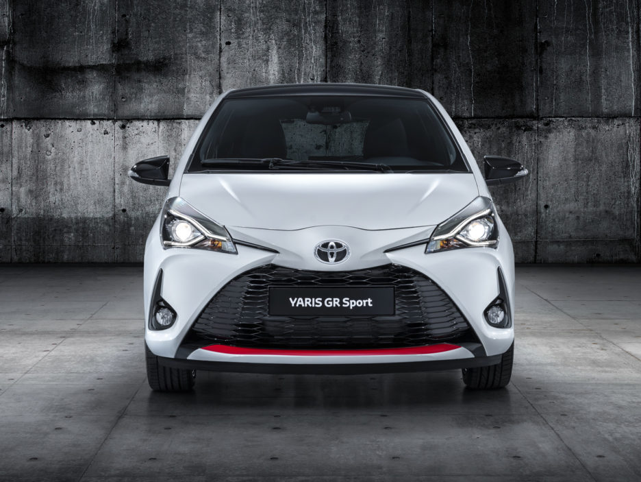 toyota-yaris-grs001-v3-2