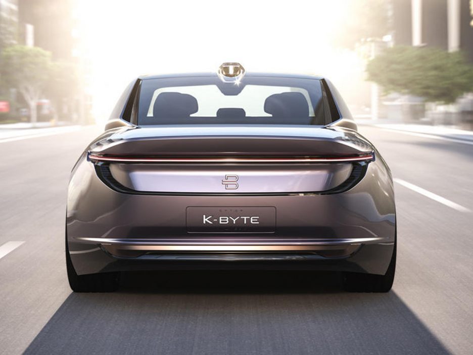 byton-k-byte-concept-sedan-electrico-201847426_4