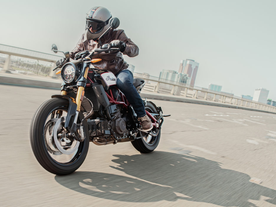 FEATURE 2019-imc-Group-Riding-DB_1172