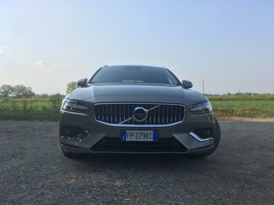 Volvo V60 frontale