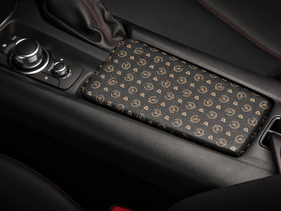 MX-5_Limited_Edition_Pollini_Heritage_4_hires