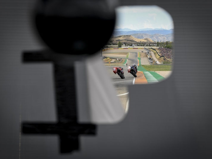 e-00073.gallery_full_top_fullscreen