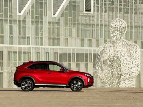 Mitsubishi Eclipse Cross profilo