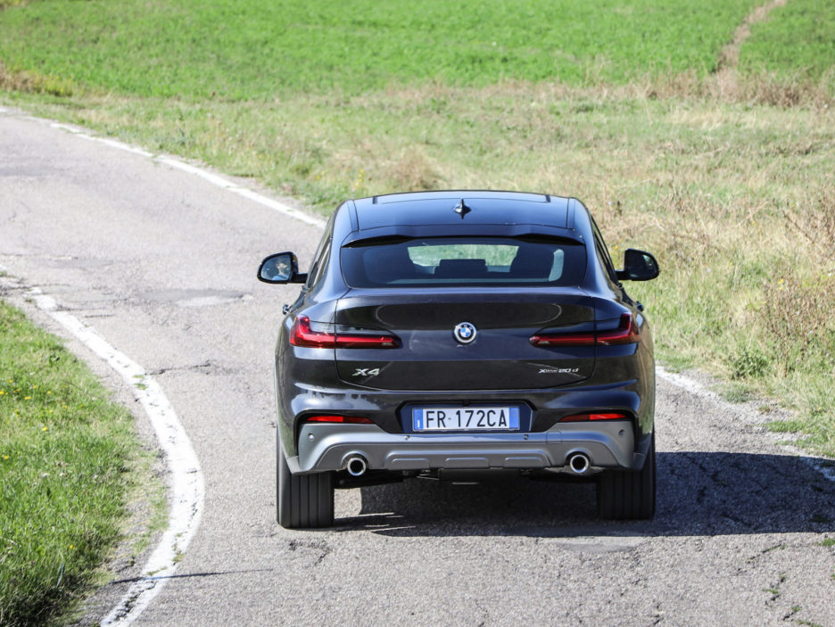Nuova BMW X4 20D 2018 3