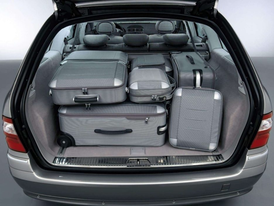 Mercedes classe E S.W. bagagliaio