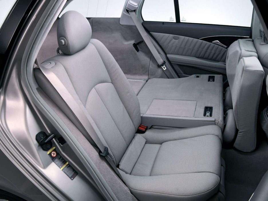 Mercedes classe E S.W. sedili posteriori abbattuti