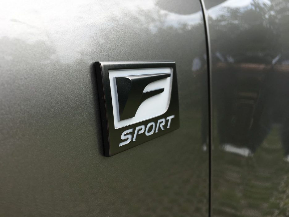 Lexus NX 300h Hybrid 6