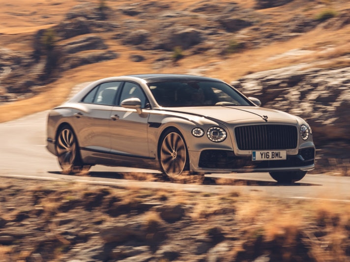 Flying Spur White Sand 3