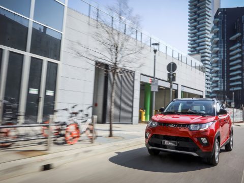 Mahindra KUV100