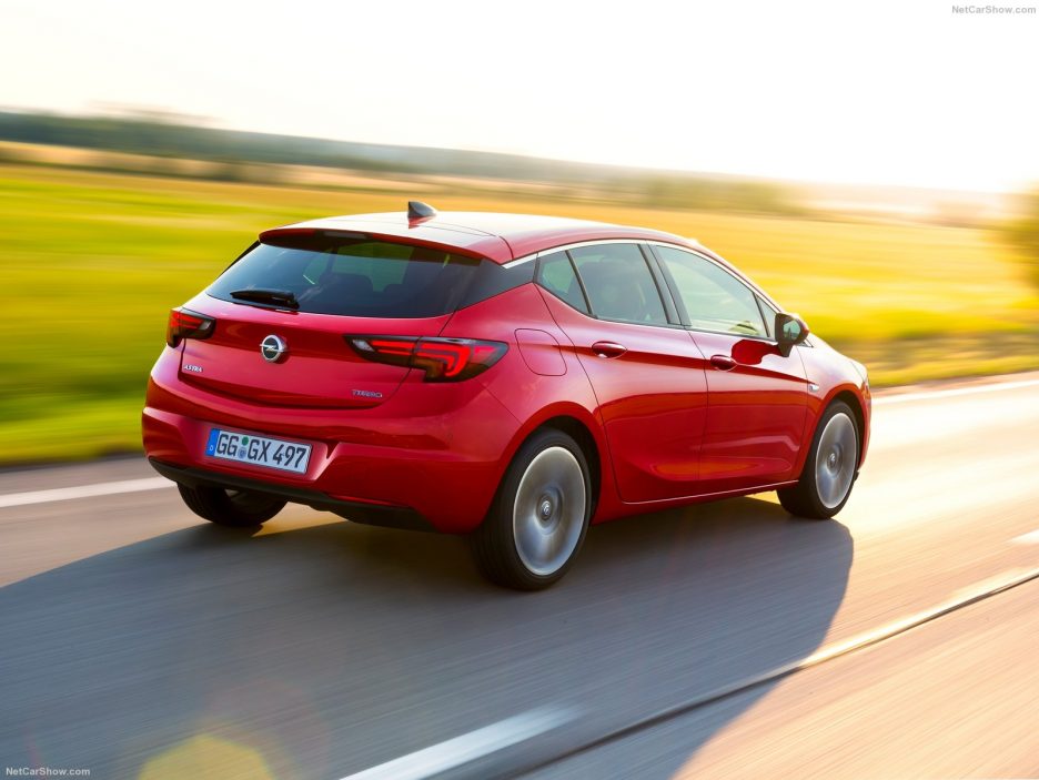 Opel-Astra-2016-1600-2b