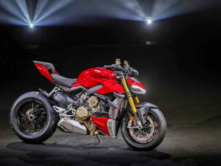 070_DUCATI_WORLD_PREMIERE_2020_UC101939_Mid