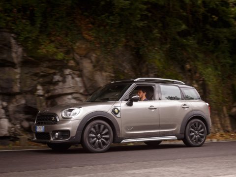 MINI Coopr S E Countryman ALL4 2