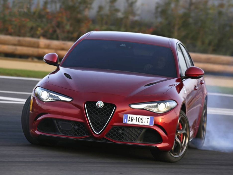 Alfa-Romeo-Giulia-QV-drift