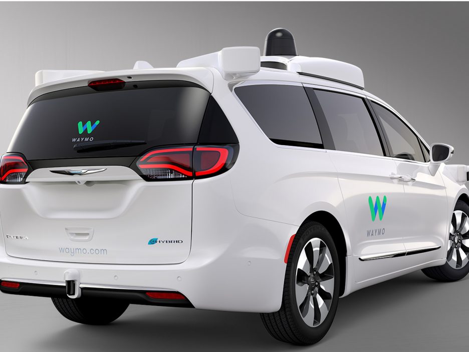 Waymo_FCA_Fully_Self-Driving_Chrysler_Pacifica_Hybrid_4iphckleuvnopl1cpqv36jbrtk1