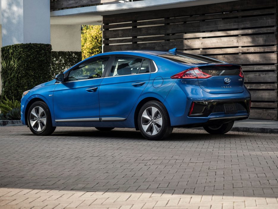 2017 IONIQ Plug-In Hybrid