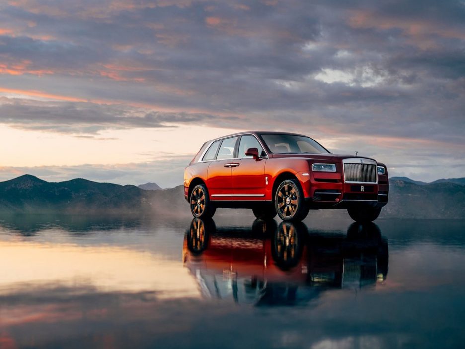 Rolls-Royce-Cullinan-2019-1600-02