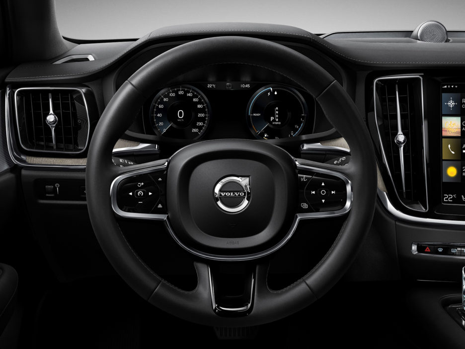 New Volvo V60 Cross Country interior