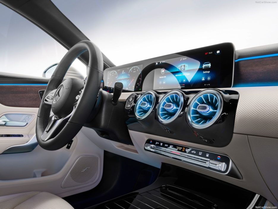 Mercedes-Benz-A-Class_Sedan-2019-1600-30