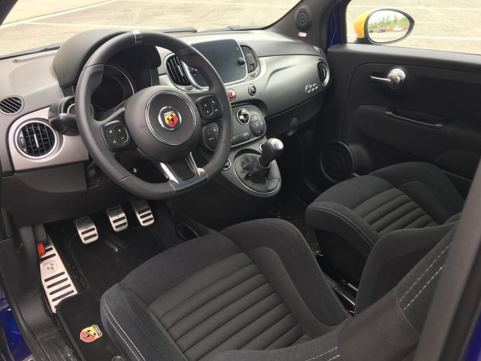 Abarth 595 pista11