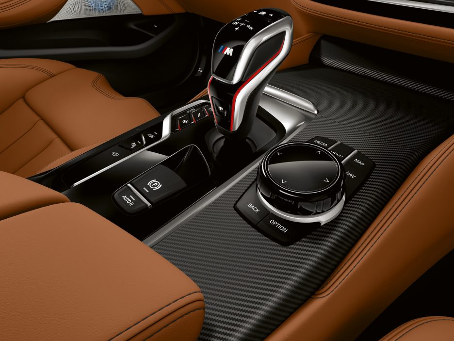 P90300378_highRes_the-new-bmw-m5-compe