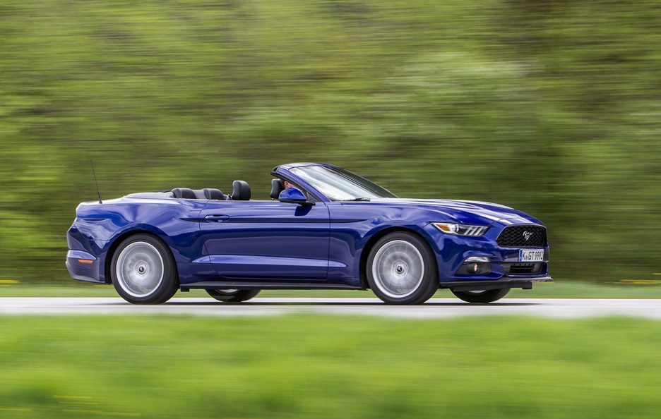 Ford-Mustang-Convertible-profilo-936x594