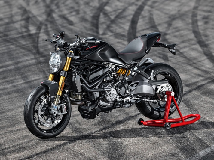 30_DUCATI_MONSTER_1200_S_MY20_UC90961_Mid