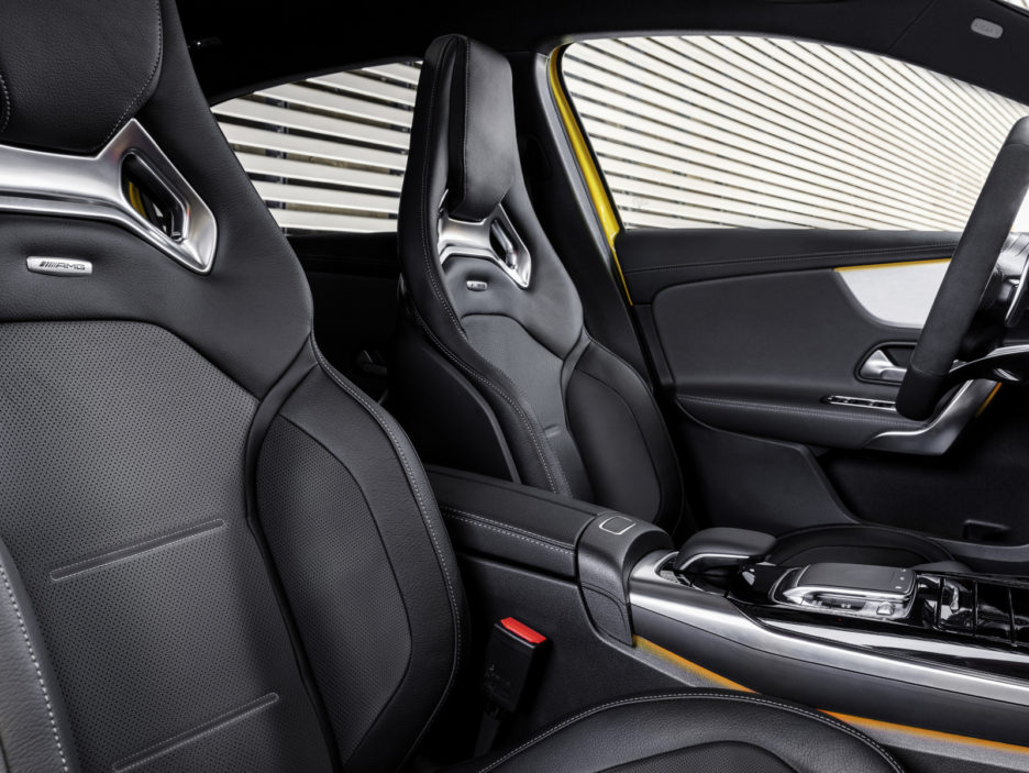 Der neue Mercedes-AMG A 35 4MATIC: Neuer Einstieg in die Welt der Driving PerformanceThe new Mercedes-AMG A 35 4MATIC: New entry-level model opens up the world of driving performance