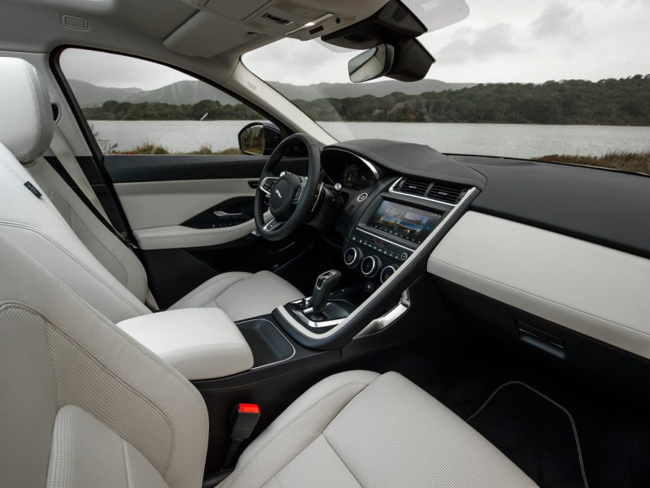 Jaguar E-PACE Corsica