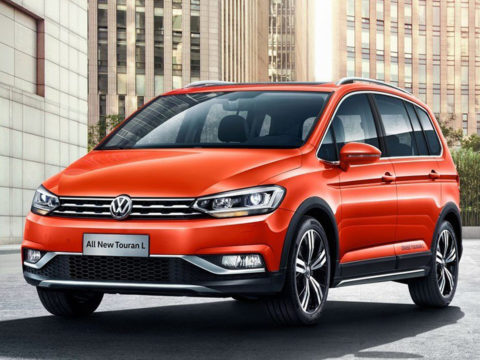 volkswagen-cross-touran-l-201848952_1