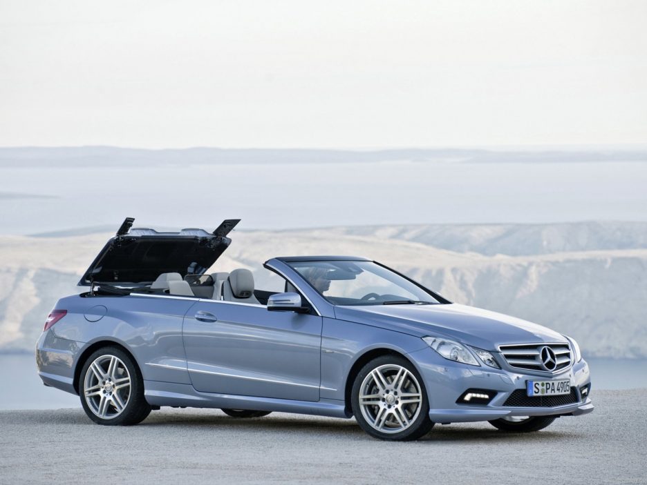 Mercedes classe E Cabrio apertura tetto