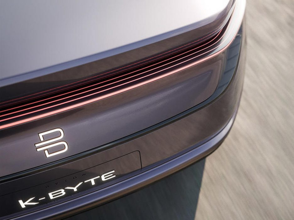 byton-k-byte-concept-sedan-electrico-201847426_7