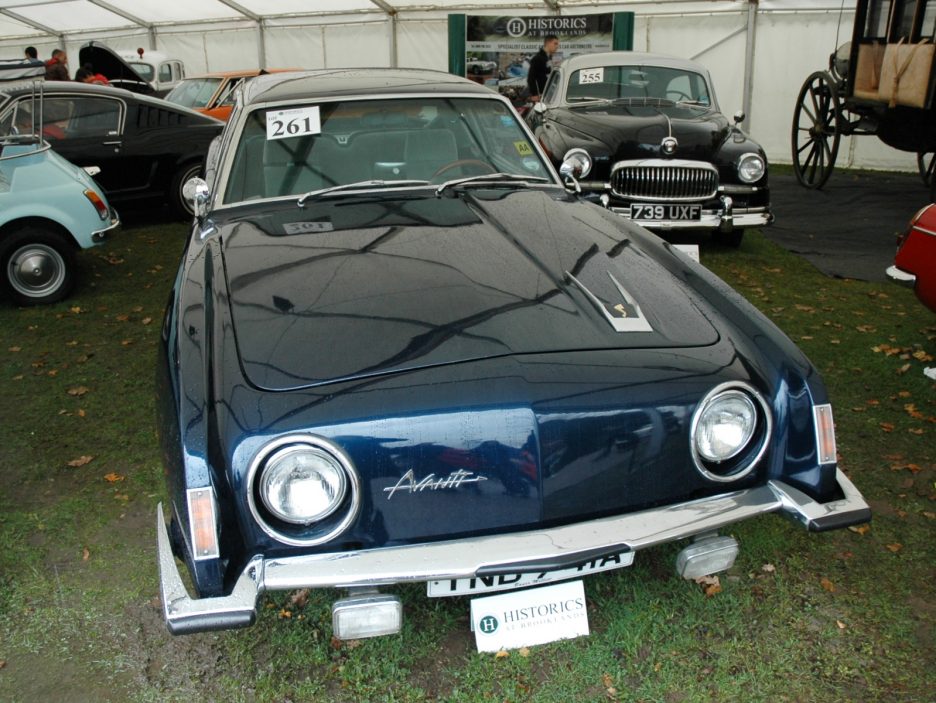 Studebaker Avanti