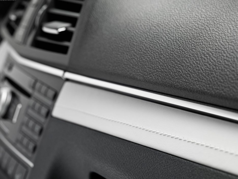Mercedes classe E Cabrio dettaglio plancia