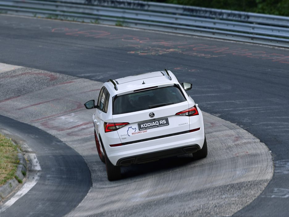 kodiaq-rs-nurburgring-2